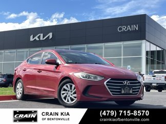 Used 2018 Hyundai Elantra SE image 1