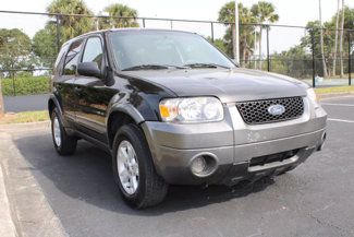 Used 2005 Ford Escape XLT image 1