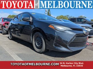 Used 2017 Toyota Corolla LE image 1