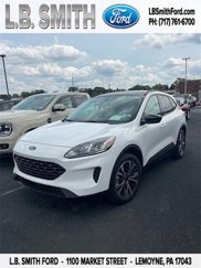 Certified 2021 Ford Escape SE w/ SE Sport Appearance Package image 1
