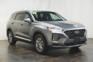 Used 2019 Hyundai Santa Fe SE image 1