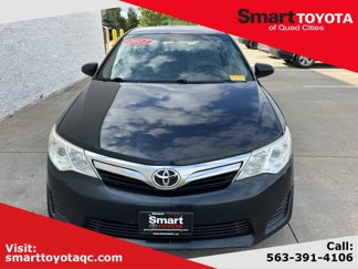 Used 2012 Toyota Camry LE image 1