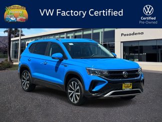 Certified 2023 Volkswagen Taos SE image 1