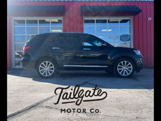 Used 2017 Ford Explorer Limited image 1