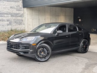 Used 2025 Porsche Cayenne Coupe image 1