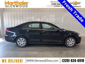 Used 2013 Volkswagen Jetta SE image 1