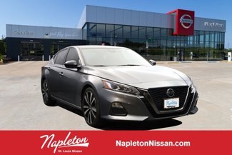 Used 2021 Nissan Altima 2.5 SR image 1