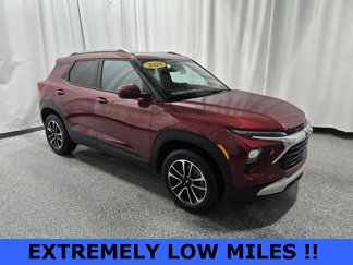 Used 2024 Chevrolet TrailBlazer LT image 1