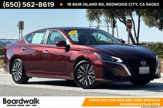Used 2023 Nissan Altima 2.5 SV image 1