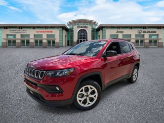 New 2025 Jeep Compass Latitude image 1