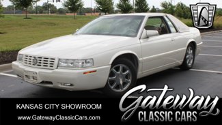 Used 2002 Cadillac Eldorado Touring w/ Preffered Equipment Group image 1