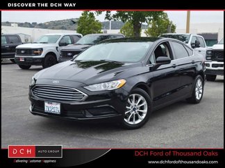 Used 2017 Ford Fusion SE w/ Fusion SE Technology Package image 1
