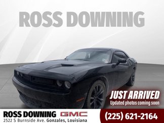 Used 2018 Dodge Challenger SXT Plus image 1