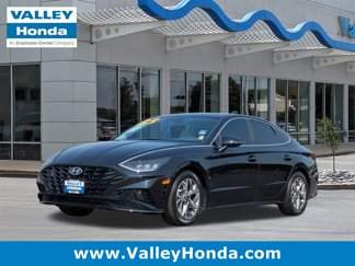 Used 2023 Hyundai Sonata SEL image 1