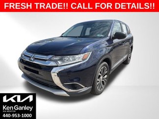 Used 2018 Mitsubishi Outlander AWD image 1