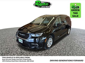 Used 2021 Chrysler Pacifica Touring-L image 1
