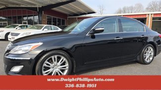 Used 2013 Hyundai Genesis 3.8 w/ Technology Pkg image 1