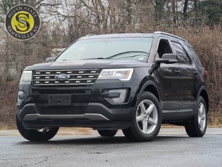 Used 2016 Ford Explorer XLT w/ Equipment Group 201A image 1