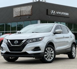 Used 2021 Nissan Rogue Sport S image 1