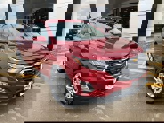 Used 2018 Chevrolet Equinox LT image 1
