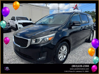 Used 2015 Kia Sedona LX image 1