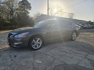 Used 2015 Nissan Altima 2.5 SL w/ Technology Package image 1