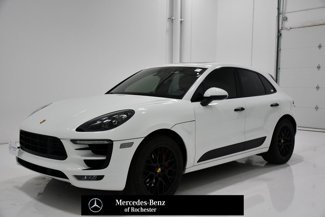 Used 2018 Porsche Macan GTS image 1