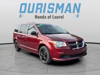 Used 2019 Dodge Grand Caravan SE image 1