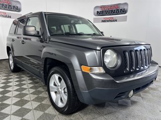 Used 2014 Jeep Patriot Latitude image 1