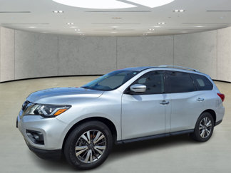 Used 2020 Nissan Pathfinder SV image 1