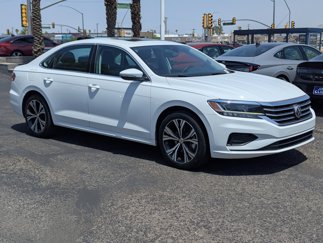 Used 2022 Volkswagen Passat 2.0T SE image 1