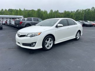 Used 2014 Toyota Camry SE image 1