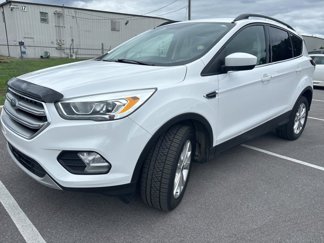 Used 2017 Ford Escape SE w/ Equipment Group 201A image 1