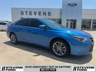 Used 2017 Toyota Camry SE image 1