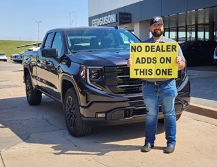 New 2025 GMC Sierra 1500 Elevation image 1