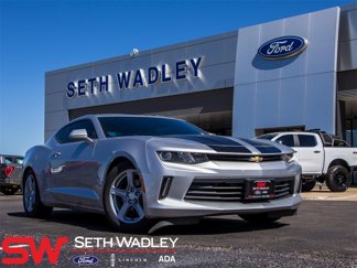 Used 2018 Chevrolet Camaro LT w/ Technology Package image 1