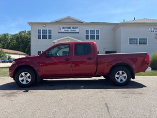 Used 2012 Nissan Frontier SV image 1