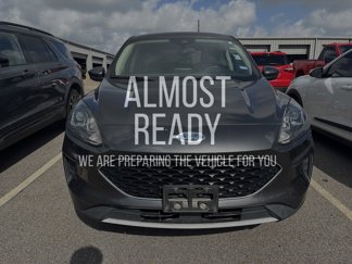 Certified 2020 Ford Escape SE image 1