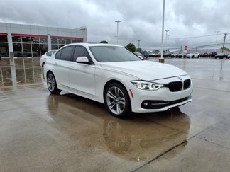 Used 2018 BMW 330i Sedan image 1