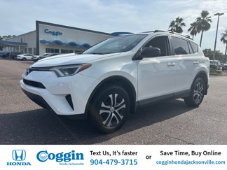 Used 2016 Toyota RAV4 LE image 1