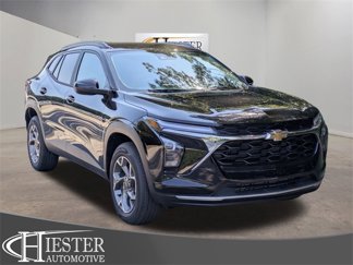 New 2025 Chevrolet Trax LT w/ Driver Confidence Package image 1