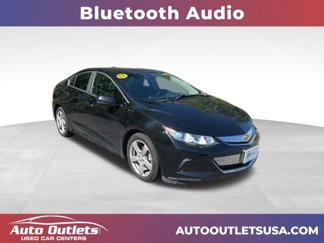 Used 2017 Chevrolet Volt LT image 1