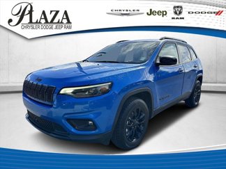 Certified 2023 Jeep Cherokee Altitude Lux image 1