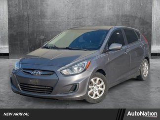 Used 2013 Hyundai Accent GS image 1