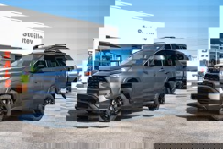 Used 2021 Toyota RAV4 XLE video 1