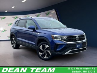 Used 2024 Volkswagen Taos SE image 1