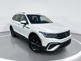 Certified 2024 Volkswagen Tiguan Wolfsburg Edition image 1