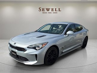 Used 2018 Kia Stinger image 1