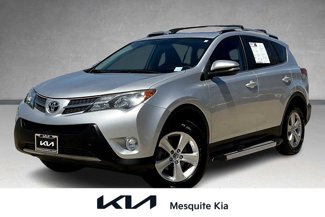 Used 2015 Toyota RAV4 XLE image 1