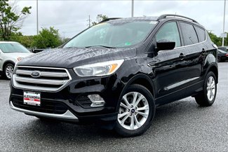 Used 2018 Ford Escape SE image 1